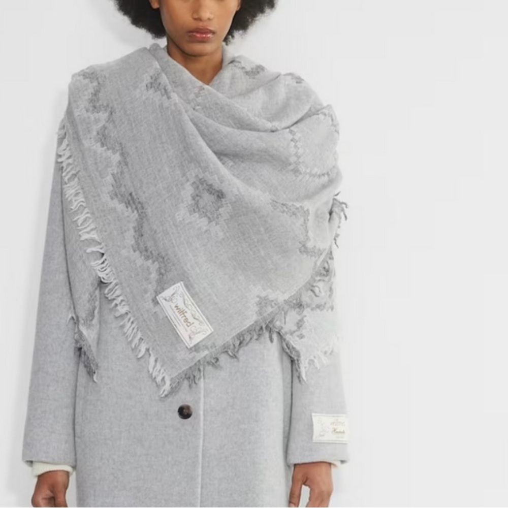 Wilfred Aritzia Scandi Merino Wool Blanket Scarf